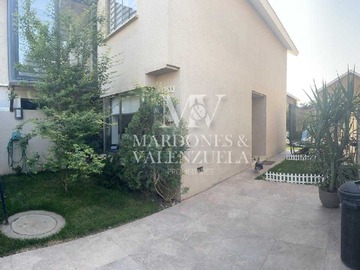 Casa en venta en Para inversión, casa en Estancia Liray (174061), Colina - 4 dormitorios, 3 baños