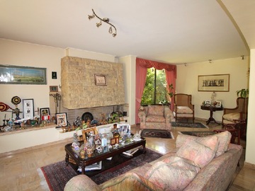 Casa en venta en Oportunidad única Sector Carlos Casanueva (70603), Providencia - 5 dormitorios, 6 baños