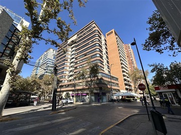 Oficina en venta en Oficina en venta en en corazón de providencia, guardia vieja, Providencia - 5 dormitorios, 4 baños
