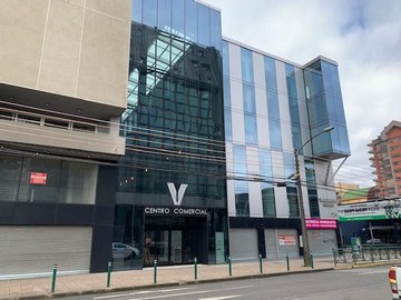 Local Comercial en arriendo mensual en Local Comercial de 145 M2, Centro de Tco (69258), Temuco - 1 baño