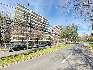 Departamento en venta en Av. El Bosque / Excelente oportunidad! (90000), Providencia - 3 dormitorios, 3 baños
