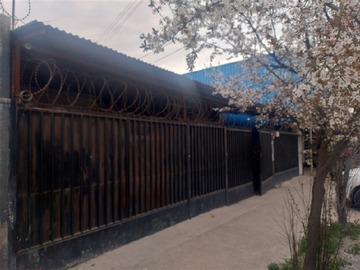 Local Comercial en venta en Alejandro Vial, La Cisterna - 2 baños