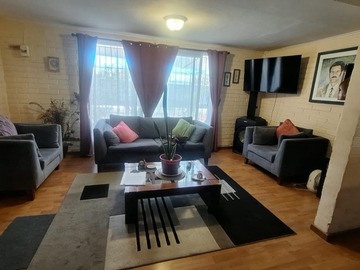 Casa en venta en Villa las acacias, Buin - 5 dormitorios, 3 baños