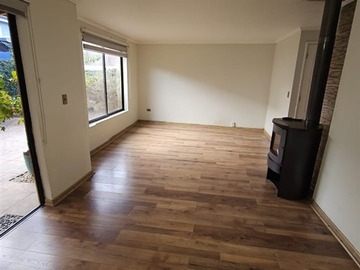 Casa en arriendo mensual en Portal san pedro, San Pedro de la Paz - 4 dormitorios, 4 baños
