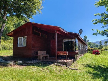Casa en venta en Santa Rosa de Trapel (173241), Villarrica - 4 dormitorios, 2 baños