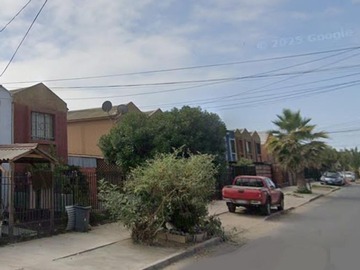 Casa en venta en Cardenal Jorge Medina Esteves 2625, Coquimbo - 3 dormitorios, 1 baño