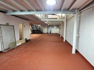 Bodega en arriendo mensual en Espacio Ideal para Tu Negocio en Crecimiento (178575), Santiago