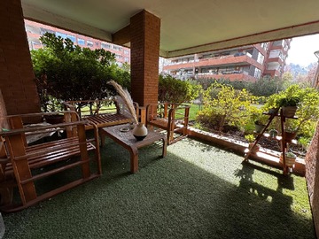 Departamento en arriendo mensual en Departamento con doble terraza 1er piso (174495), Vitacura - 1 dormitorio, 2 baños