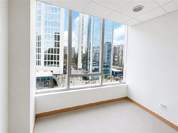 Oficina en arriendo mensual en Apoquindo, San Pascual, Las Condes - 2 dormitorios, 1 baño