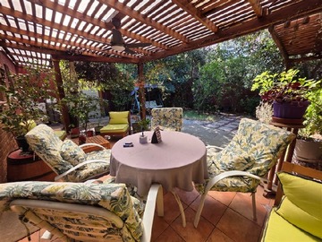 Casa en venta en Santa rosa, Huechuraba - 4 dormitorios, 4 baños