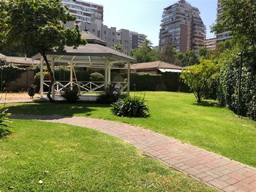Departamento en venta en Sebastian el cano / colón, Las Condes - 3 dormitorios, 2 baños