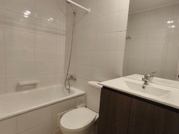 Departamento en arriendo mensual en Amunátegui 767, Santiago - 2 dormitorios, 2 baños