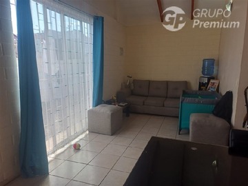 Casa en arriendo mensual en conjunto las araucarias II, Quillota - 3 dormitorios, 1 baño