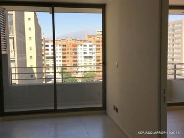 Departamento en venta en 1D 1B 33,5 m2 y 4.4 de terraza + bodega. Lira 245, Santiago - 1 dormitorio, 1 baño