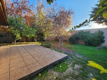 Casa en venta en Se Vende Hermosa Casa en Sector Villa Triana, Rancagua - 3 dormitorios, 2 baños