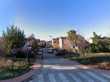 Casa en venta en Pasaje Niza 50, Valparaíso - 4 dormitorios, 2 baños