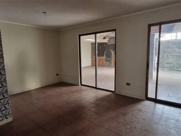 Casa en venta en Av. Jorge Alessandri 1431, Maipú - 3 dormitorios, 3 baños