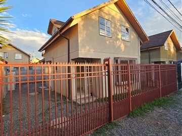 Casa en arriendo mensual en Se arrienda casa en villa portal norte, a pasos de utal, Talca - 4 dormitorios, 2 baños