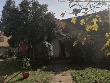 Casa en venta en Av. Alcalde fernando castillo velasco con pedro de ona, La Reina - 5 dormitorios, 3 baños