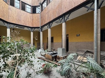 Local Comercial en arriendo mensual en Metro Republica, Santiago - 8 baños