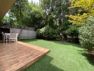 Casa en venta en A pasos de la radial, Colina - 4 dormitorios, 4 baños