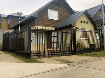 Casa en venta en Barrio Las Mariposas, Temuco - 3 dormitorios, 3 baños