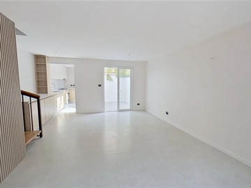 Casa en venta en Simón Bolívar Ricardo Lyon, Ñuñoa - 3 dormitorios, 2 baños