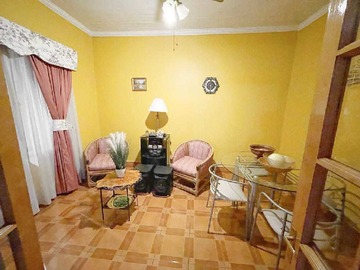 Casa en venta en Acogedora Propiedad en Santiago (74741), Estación Central - 7 dormitorios, 2 baños