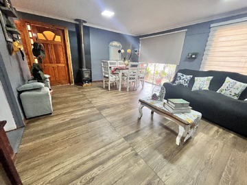 Casa en venta en Omar Letelier Ramírez con Nazario Quezada Riquelme, Buin - 3 dormitorios, 3 baños