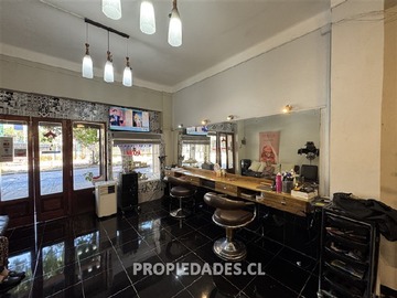 Local Comercial en venta en Irarrázaval / Emilio Vaisse, Ñuñoa - 1 baño