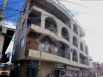 Oficina en venta en Avda. Central / avda españa... Edificio italia, San Vicente de Tagua Tagua - 4 dormitorios, 4 baños