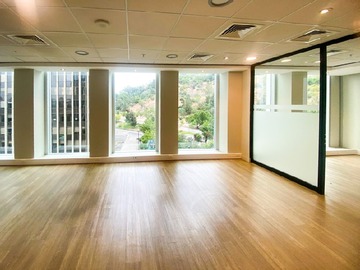 Oficina en arriendo mensual en Los conquistadores, Providencia