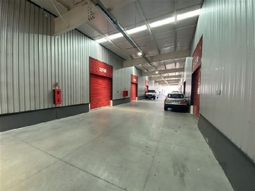 Bodega en arriendo mensual en Bodega 53,80 m2 - av. Cristóbal colón, Talcahuano