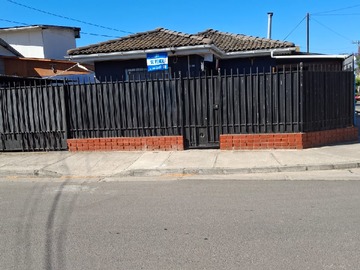 Casa en venta en Pintor Philips Aldunate 2196, Quillota - 3 dormitorios, 2 baños