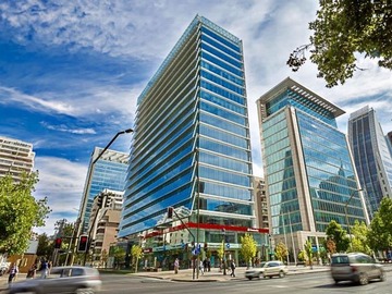 Oficina en arriendo mensual en Metro El Golf / Enrique Foster / Apoquindo, Las Condes - 3 dormitorios, 2 baños