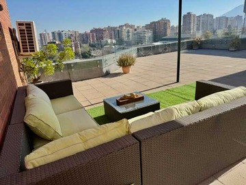 Departamento en venta en Exclusivo Penthouse Dúplex, vista asegurada (171985), Las Condes - 3 dormitorios, 4 baños
