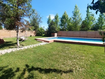 Casa en venta en Condominio la aparicion, Paine - 3 dormitorios, 4 baños