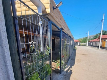 Casa en venta en Emilio Cuevas, Doñihue - 4 dormitorios, 1 baño