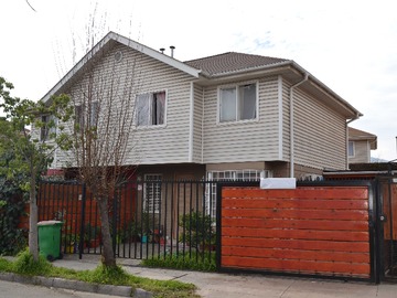 Casa en venta en Se vende hermosa casa en ciudad del sol (173073), Puente Alto - 3 dormitorios, 3 baños