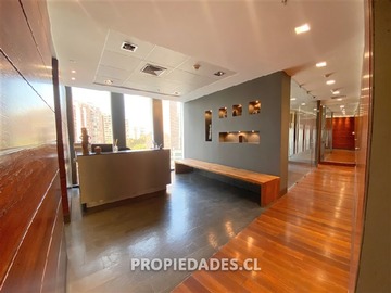 Oficina en venta en Presidente Riesco con Rosario Norte, Las Condes - 4 dormitorios, 3 baños