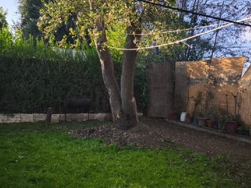 Casa en venta en Los Corrales, Pirque - 4 dormitorios, 2 baños