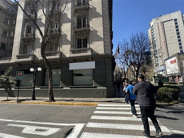 Oficina en arriendo mensual en Avenida Providencia / Andrés de Fuenzalida, Providencia - 11 dormitorios, 2 baños