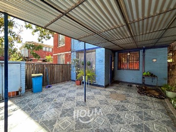 Casa en venta en Haendel Norte 1001, La Florida, Región Metropolitana de Santiago 8240000, Chile, La Florida - 3 dormitorios, 1 baño