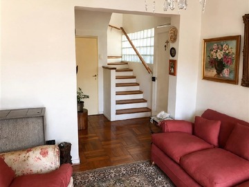 Casa en venta en Pucara / Metro Simón Bolívar, Ñuñoa - 3 dormitorios, 2 baños