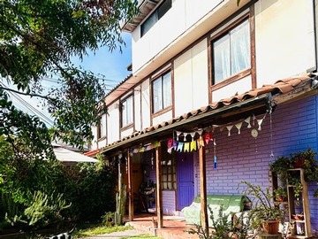 Casa en venta en Avenida La Florida, La Florida - 4 dormitorios, 2 baños
