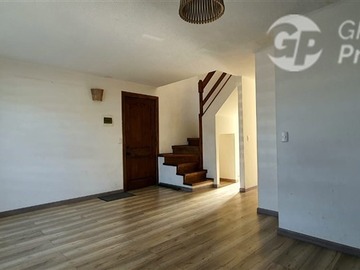 Casa en venta en Javiera Carrera - Simon Bolivar, Temuco - 3 dormitorios, 2 baños