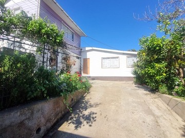 Casa en venta en Peñablanca, Villa Alemana - 4 dormitorios, 3 baños