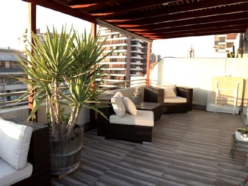 Departamento en venta en Exclusivo penhouse remodelado, amplio y unico, Vitacura - 2 dormitorios, 3 baños