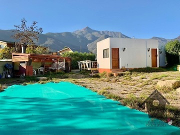 Casa en venta en Margarita Carnio, Olmué - 3 dormitorios, 2 baños