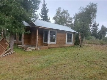 Parcela en venta en Vendo Sitio 5000 m2, Sector Lomas de Machicura, Parral hacia la Cordillera, Parral - 4 dormitorios, 2 baños